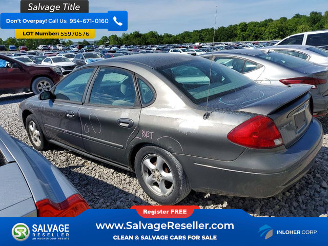 Used 2003 Ford Taurus SE FWD image 3