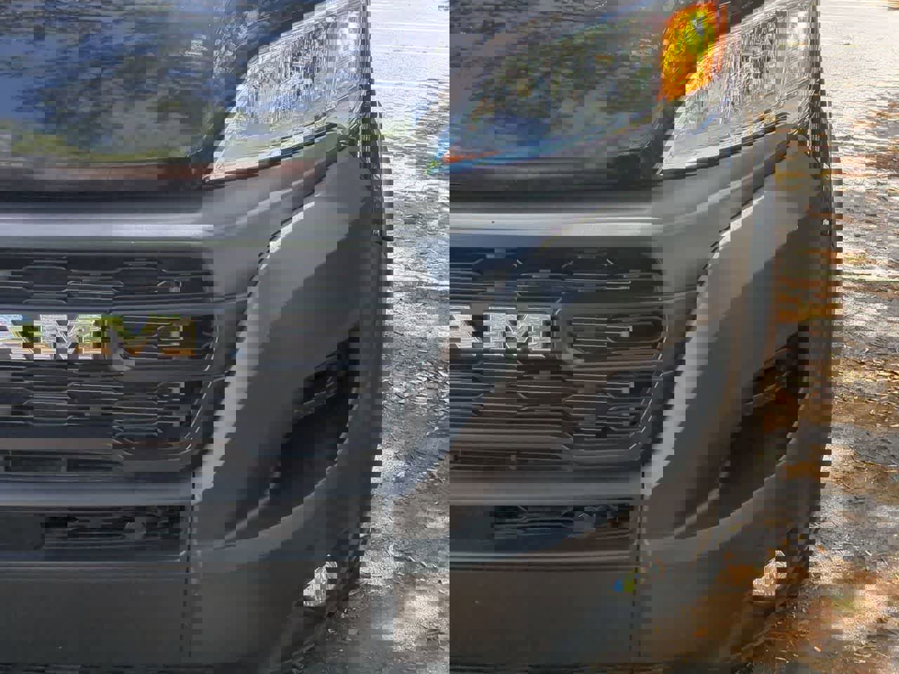 Used 2025 RAM ProMaster 3500 w/ Premium Convenience Group image 11