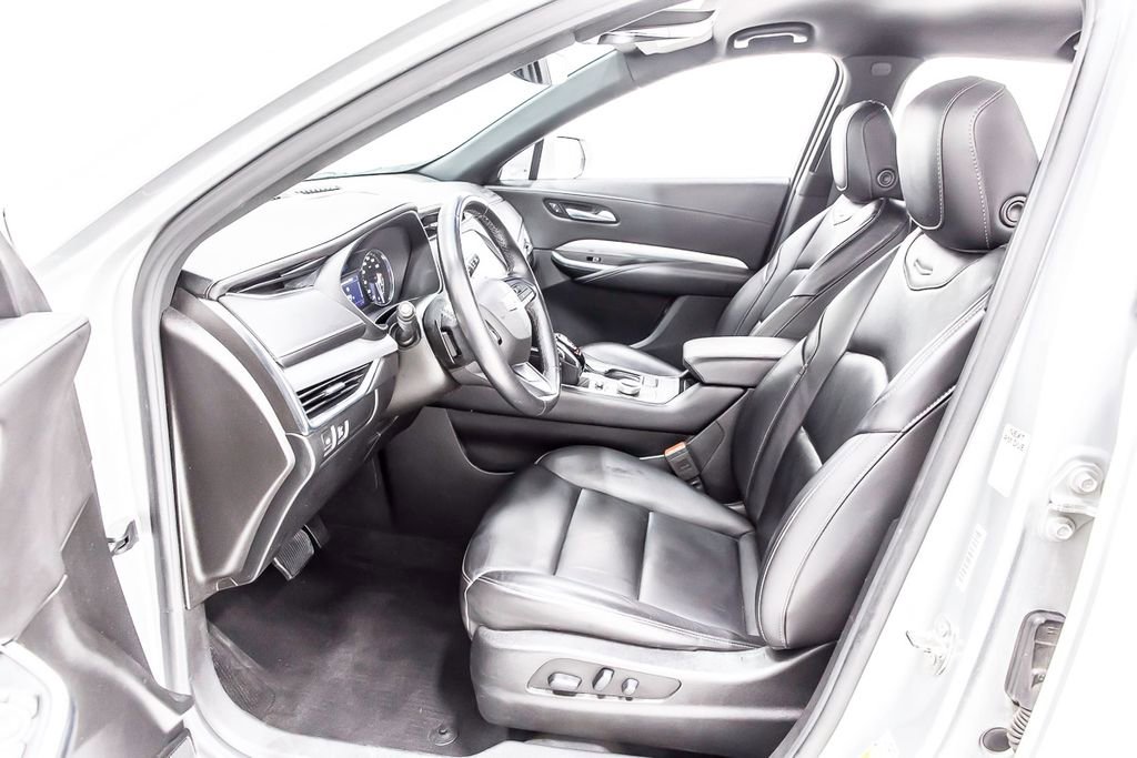 Used 2021 Cadillac XT4 Premium Luxury image 29