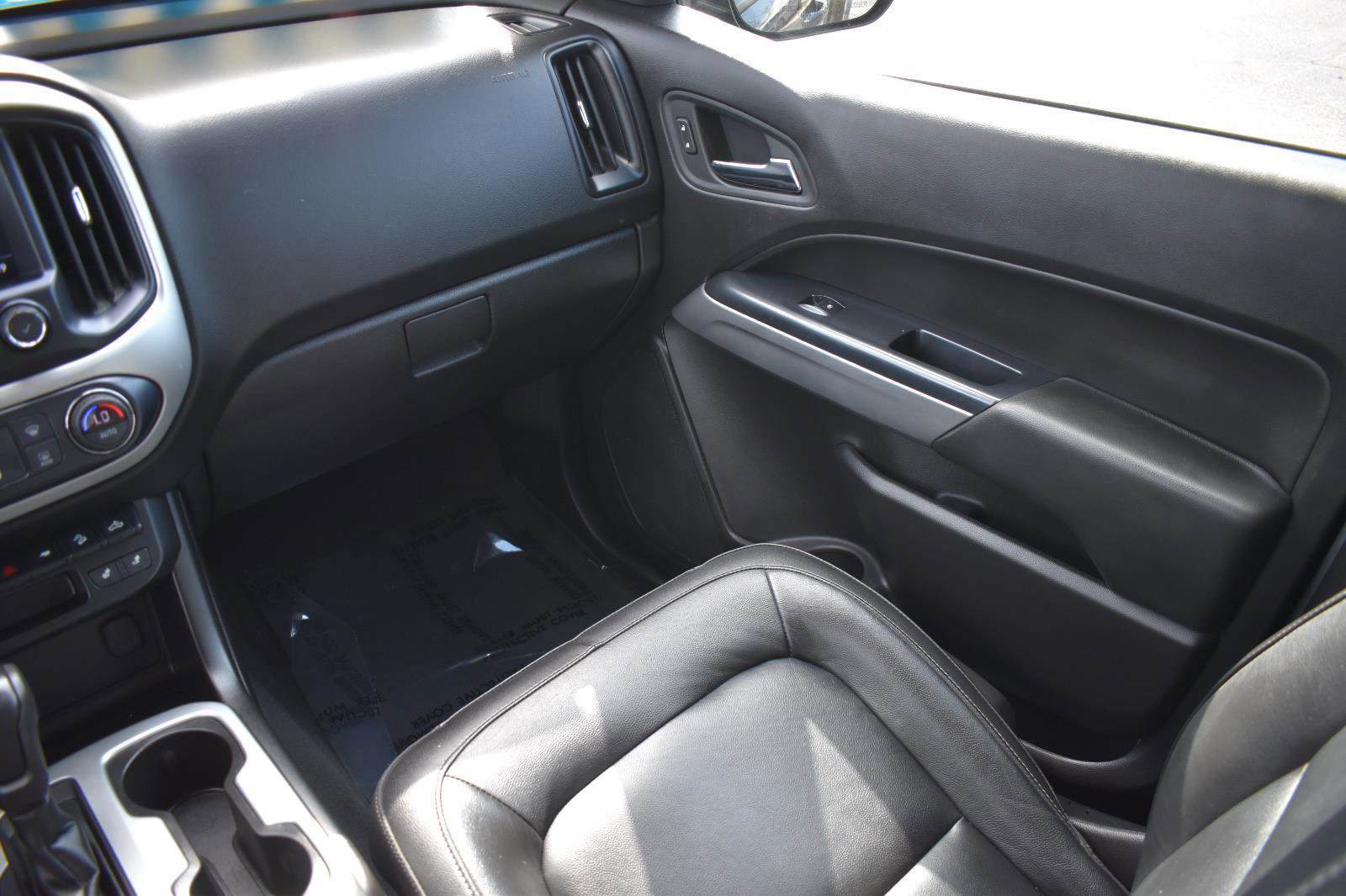 Used 2019 Chevrolet Colorado ZR2 w/ ZR2 Midnight Special Edition image 21