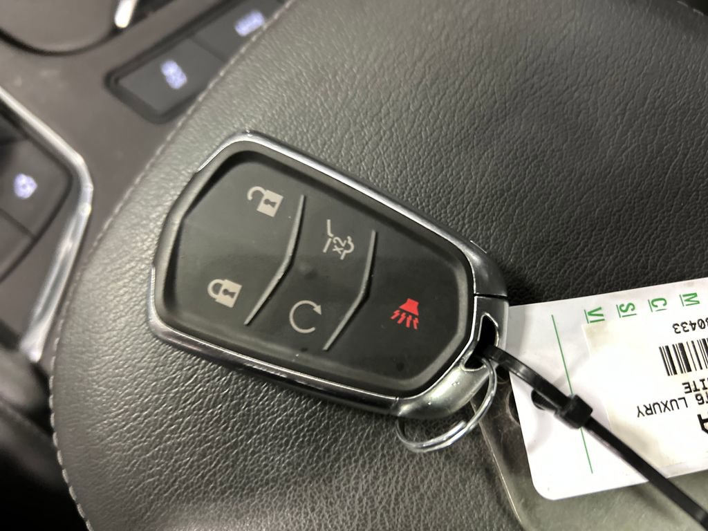 Used 2023 Cadillac XT6 Luxury image 22