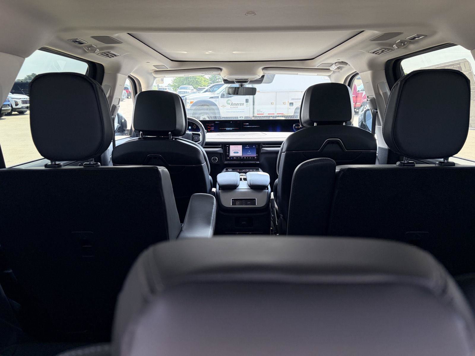 New 2027 Lincoln Navigator Reserve AWD/4WD image 39