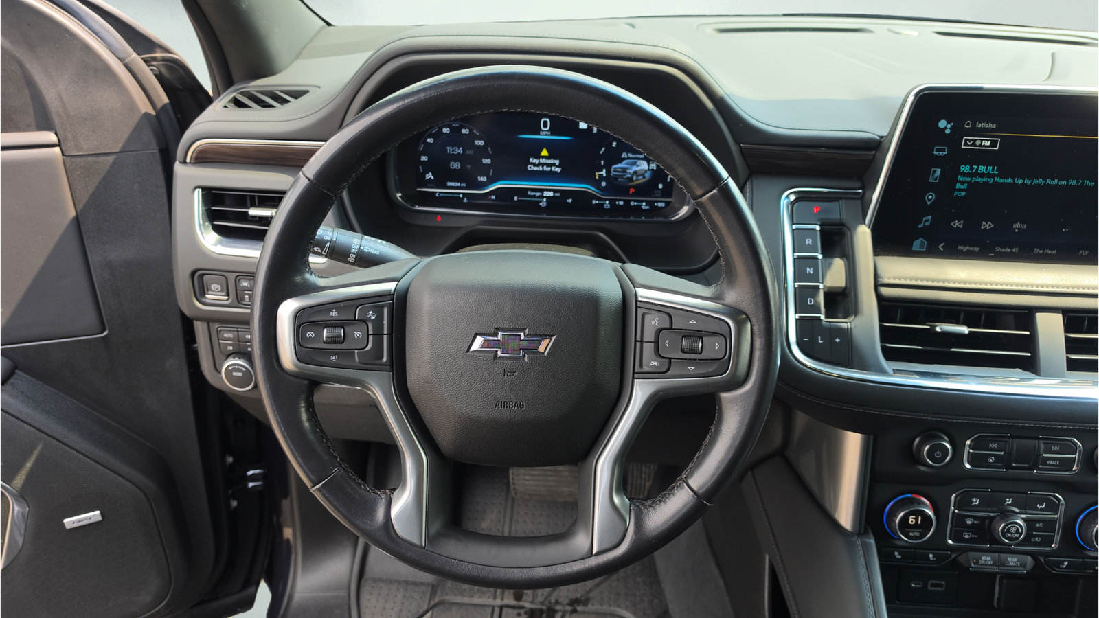 Used 2023 Chevrolet Tahoe Z71 AWD/4WD image 15