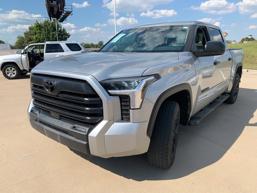 Used 2024 Toyota Tundra SR5 image 7