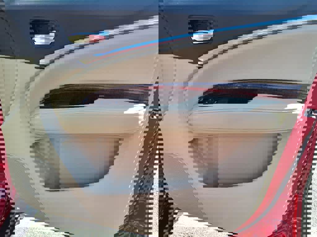 Used 2020 Acura MDX SH-AWD image 8