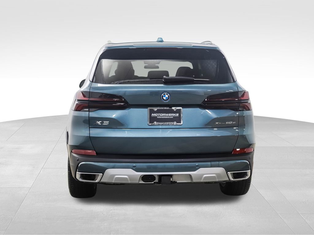 New 2026 BMW X5 xDrive50e w/ Premium Package image 4