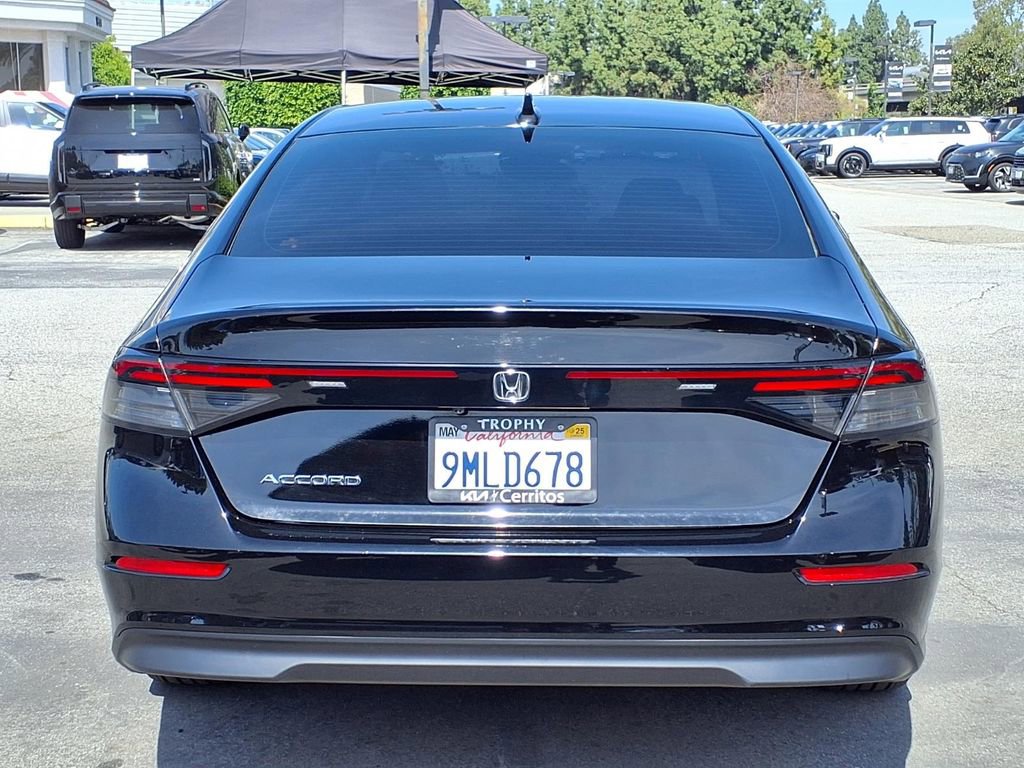 Used 2024 Honda Accord EX image 4
