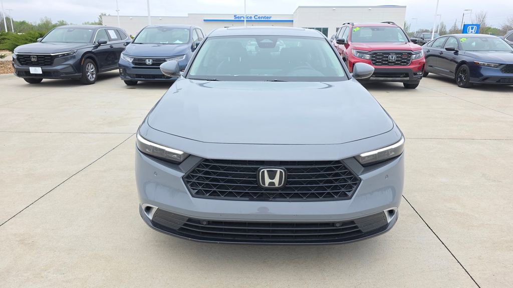 Used 2025 Honda Accord Touring image 8