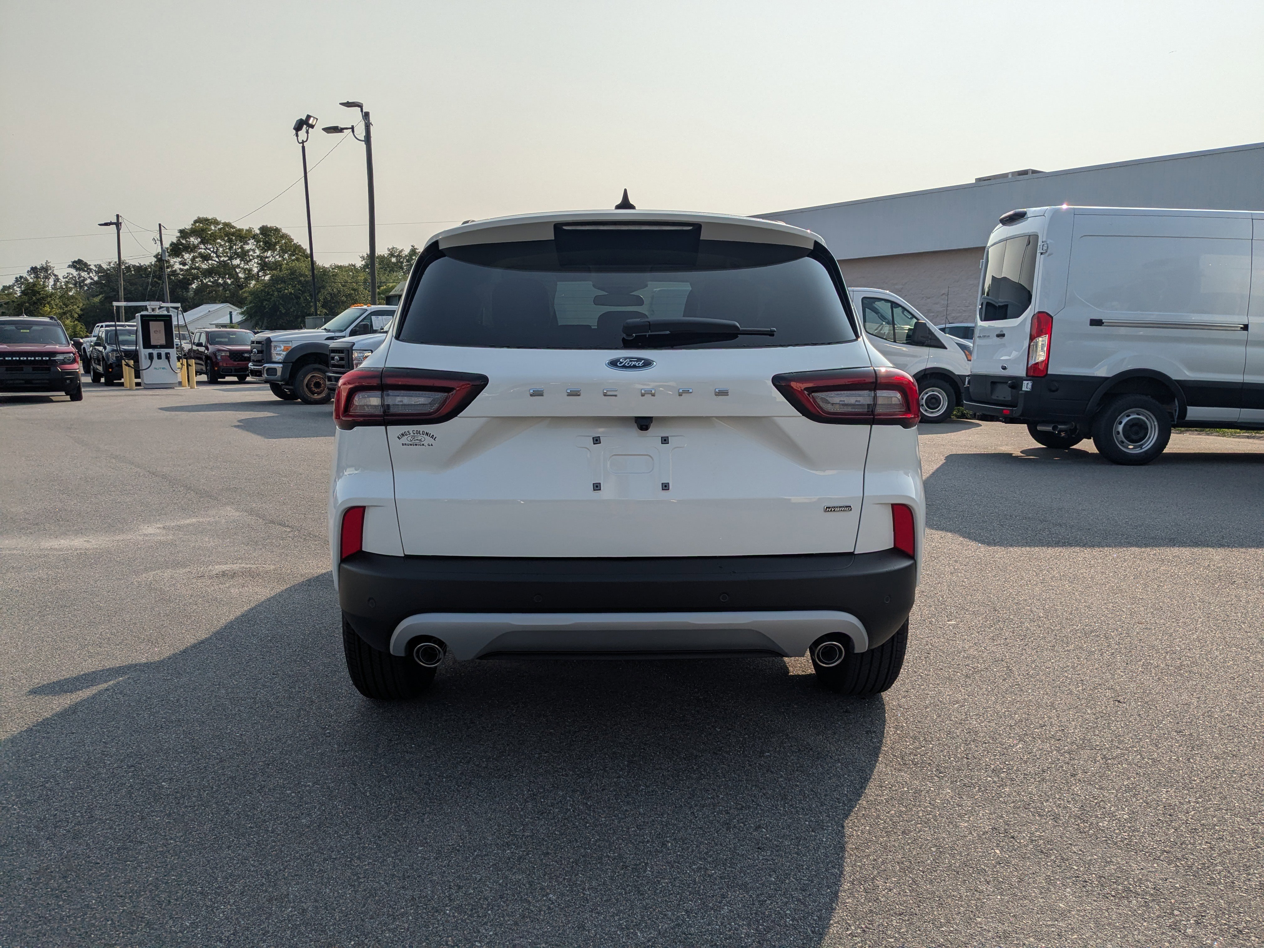 New 2025 Ford Escape SE image 5
