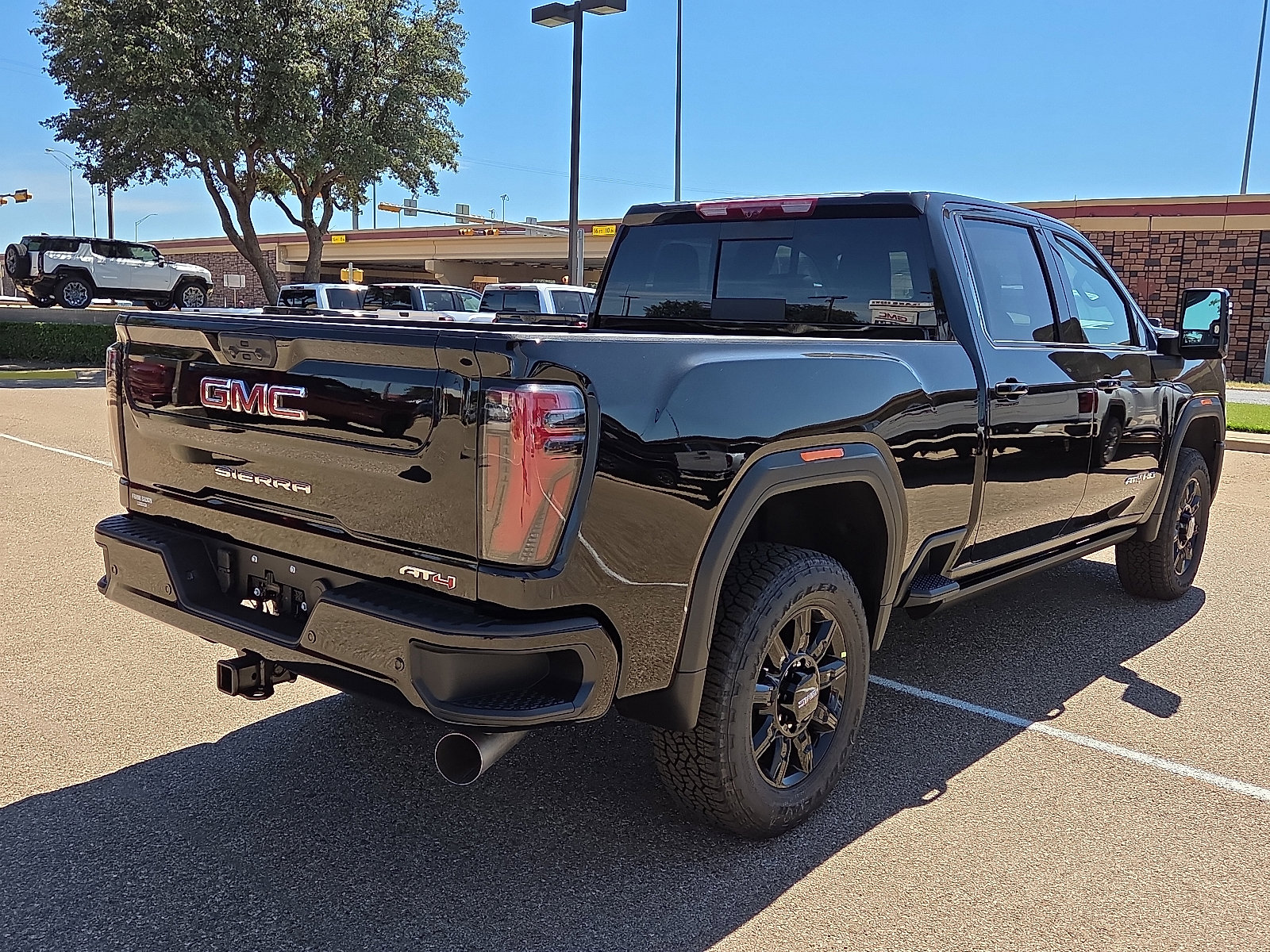 New 2026 GMC Sierra 2500 AT4 w/ AT4 Premium Plus Package image 4