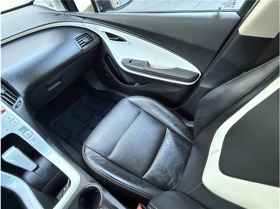 Used 2012 Chevrolet Volt Premium w/ Premium Trim Package image 10