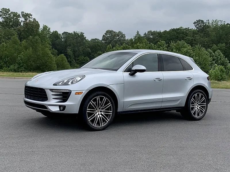 Used 2016 Porsche Macan S image 3