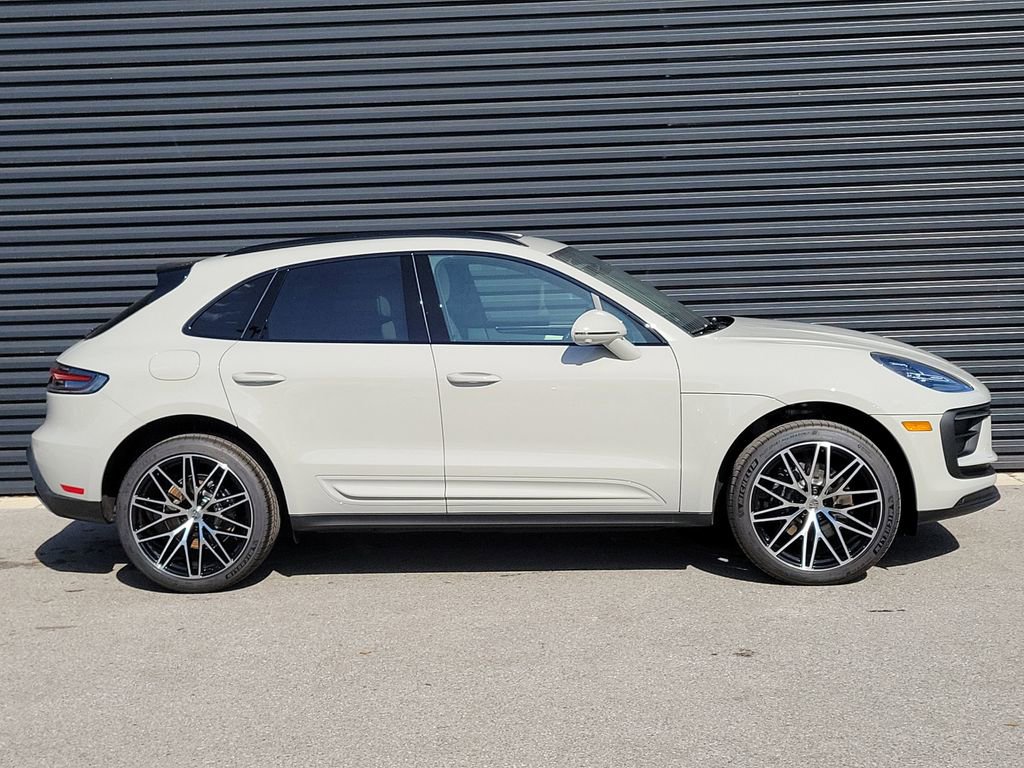 New 2026 Porsche Macan image 7