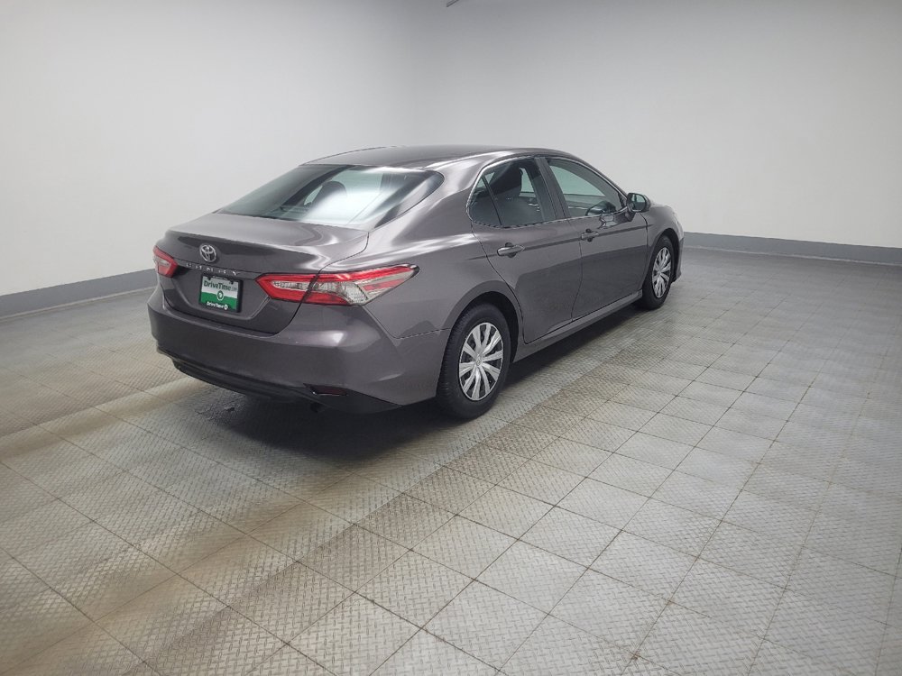 Used 2018 Toyota Camry FWD image 10