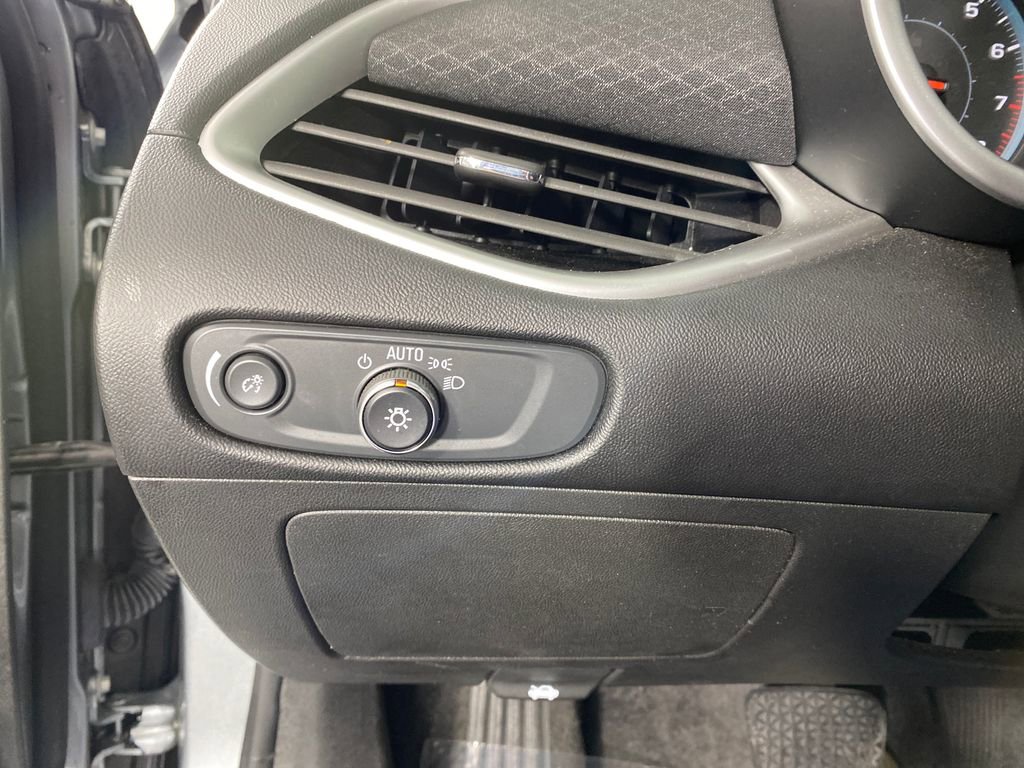 Used 2024 Chevrolet Malibu LT image 12