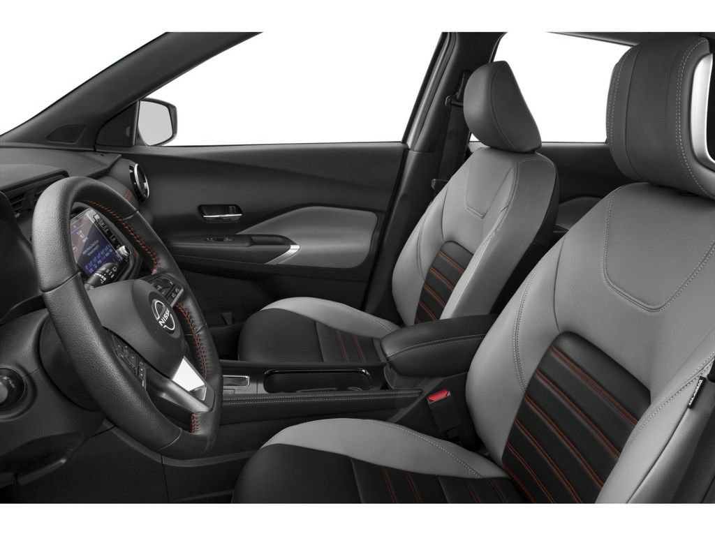 Used 2024 Nissan Kicks SR w/ SR Premium Package FWD image 6