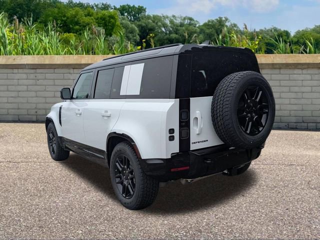 New 2026 Land Rover Defender 110 X-Dynamic SE image 6