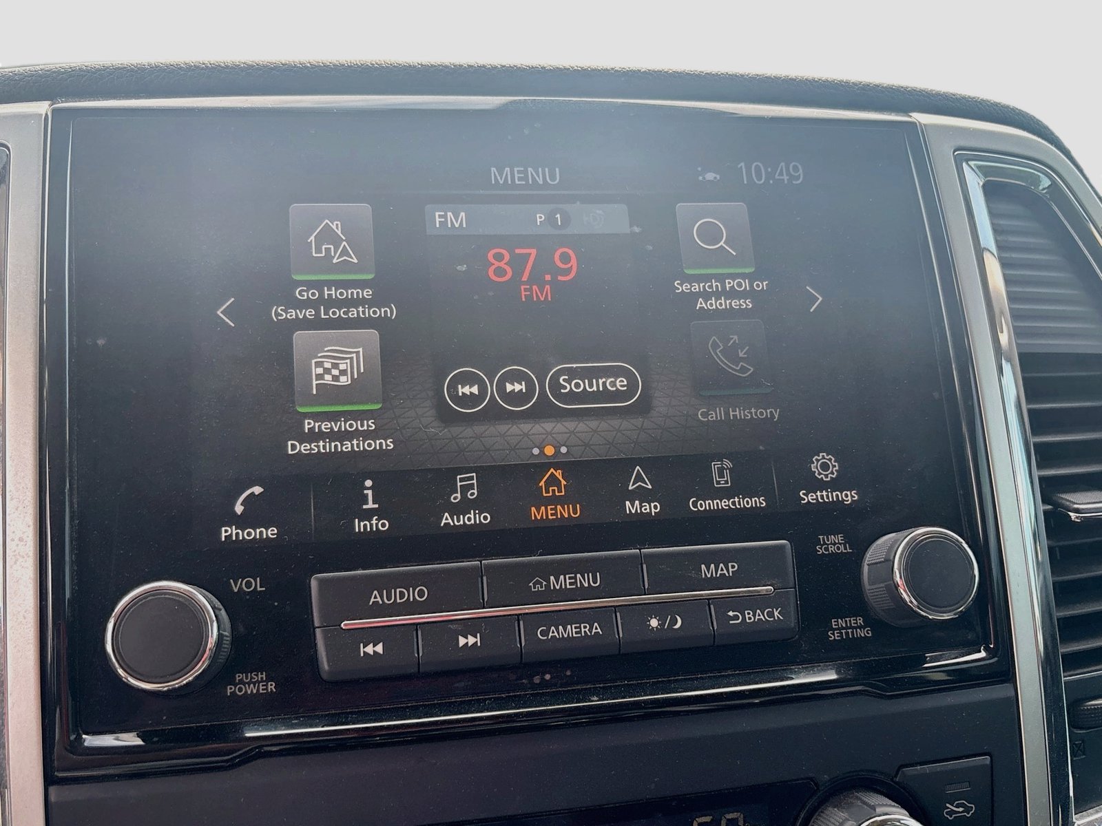 Used 2021 Nissan Titan SV w/ SV Convenience Package AWD/4WD image 15