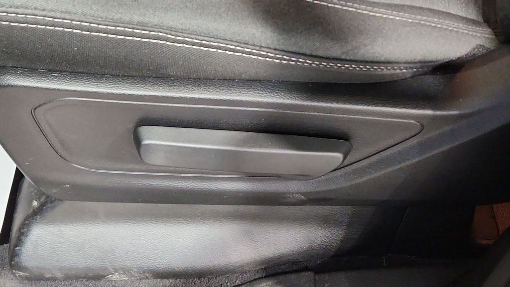 Used 2025 RAM 1500 Tradesman w/ Night Edition image 16