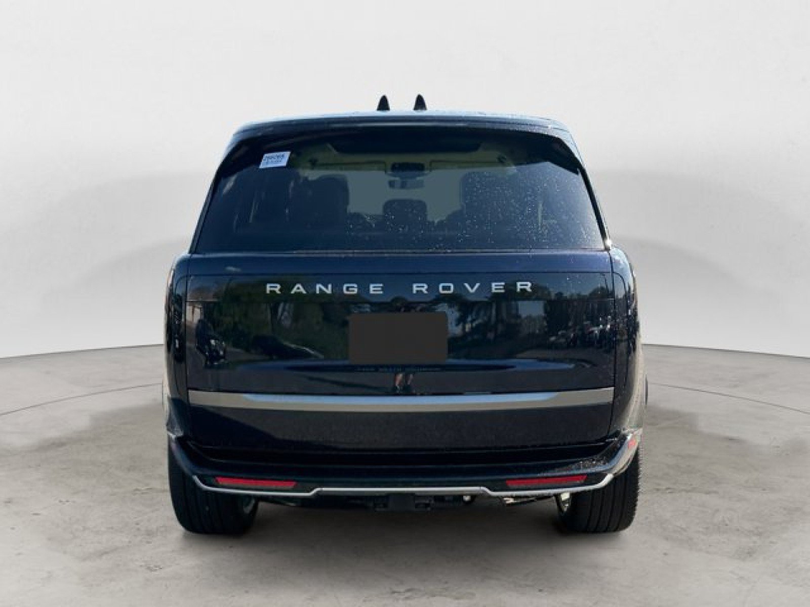 New 2026 Land Rover Range Rover Long Wheelbase SE AWD/4WD image 5