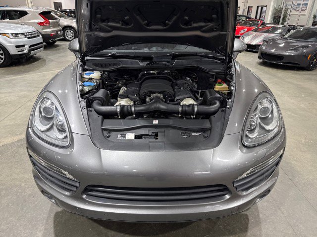 Used 2012 Porsche Cayenne S w/ Premium Pkg Plus image 19