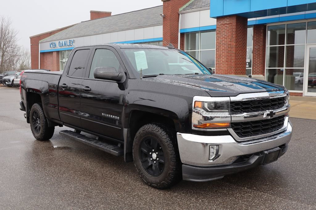 Used 2018 Chevrolet Silverado 1500 LT w/ All Star Edition image 2