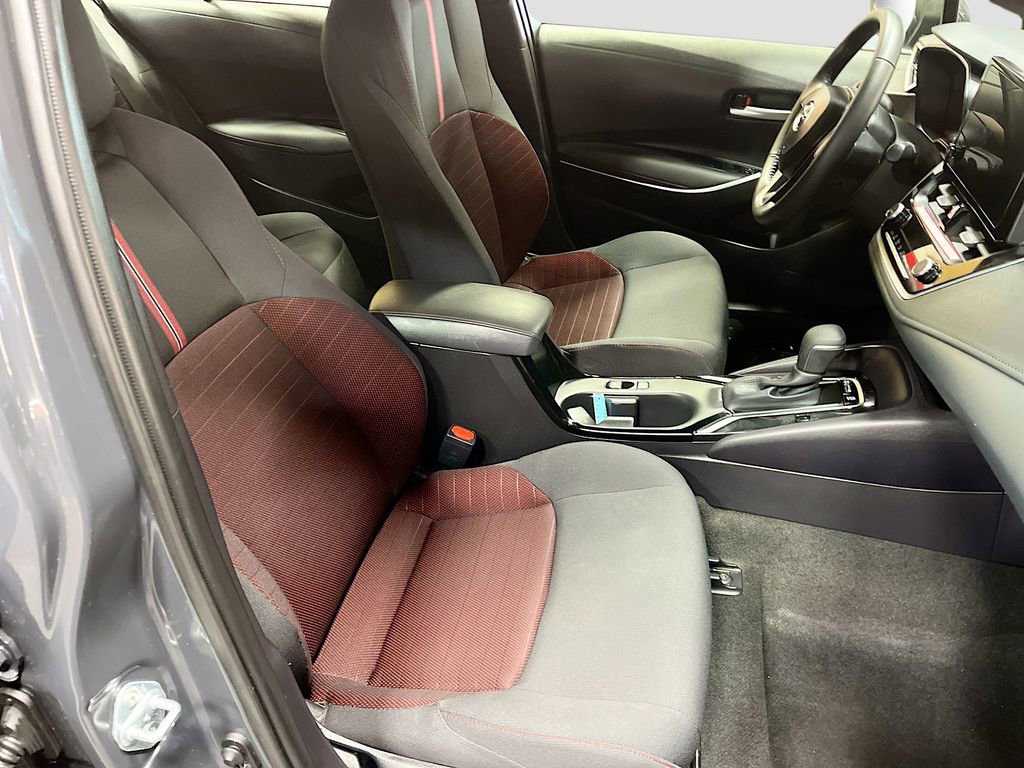 Used 2025 Toyota Corolla SE image 26