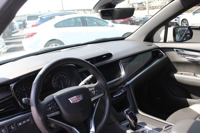 Used 2021 Cadillac XT6 Premium Luxury image 22