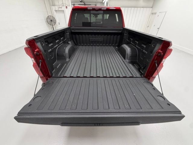 Certified 2024 Chevrolet Silverado 1500 High Country w/ High Country Premium Package AWD/4WD image 25