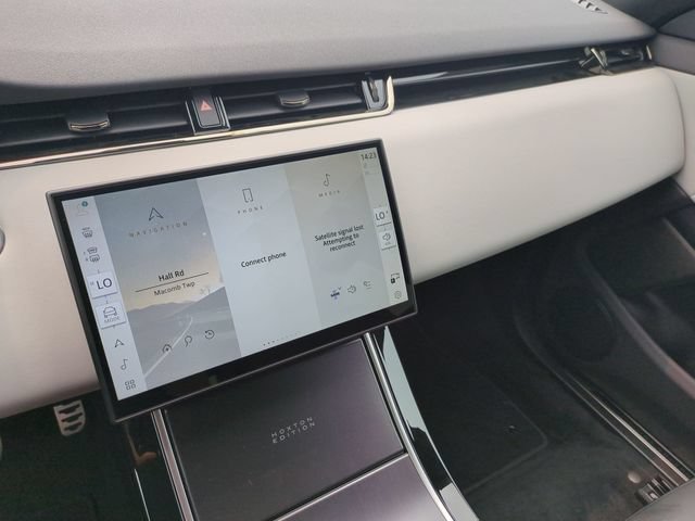 New 2026 Land Rover Range Rover Evoque Hoxton AWD/4WD image 11