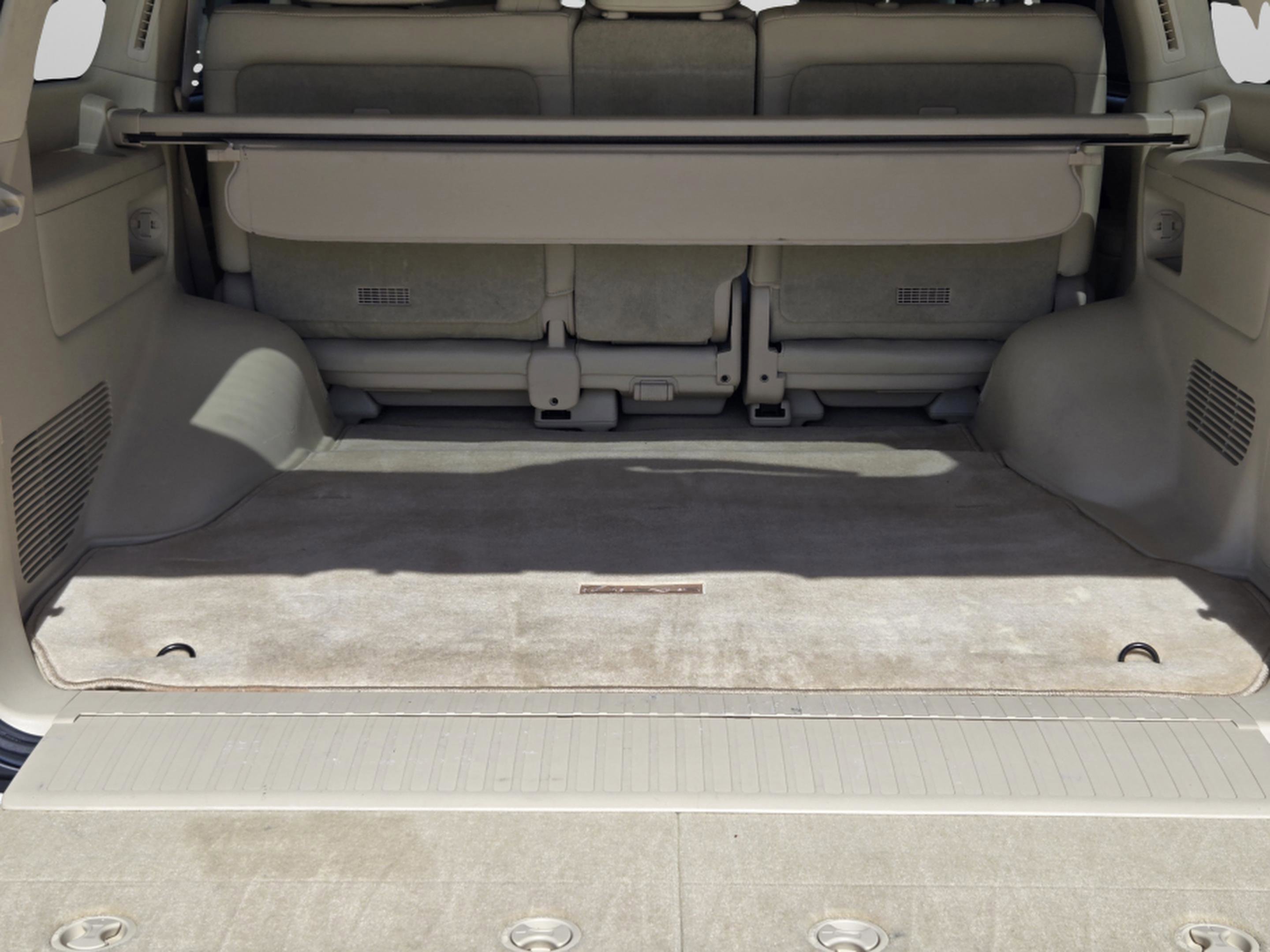 Used 2020 Lexus LX 570 4WD w/ Luxury Package image 41