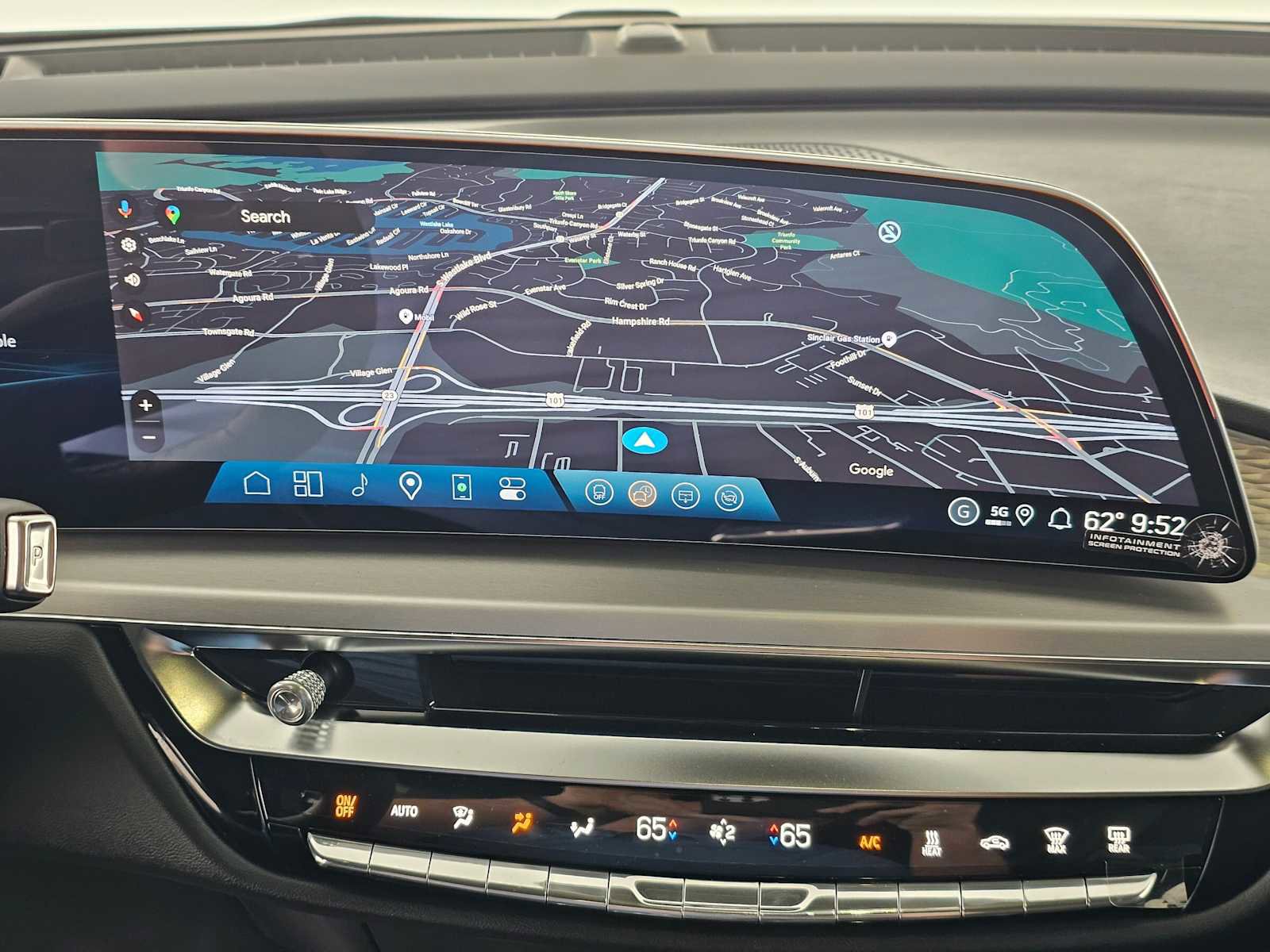 New 2026 Cadillac Lyriq Sport w/ LPO, Bronce Accent Package image 25