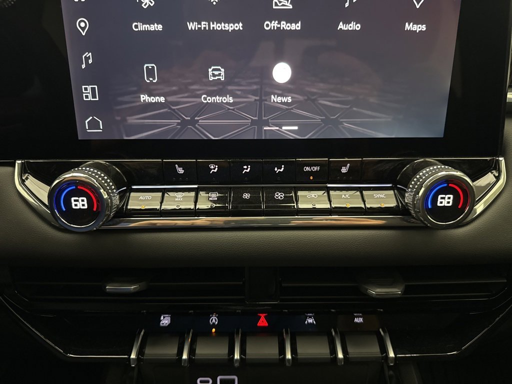 New 2025 GMC Canyon Elevation w/ Convenience Package image 36