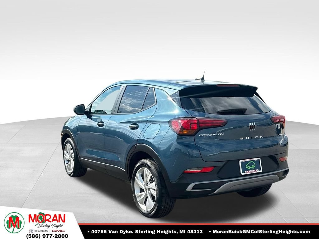 Certified 2024 Buick Encore GX Preferred FWD image 3