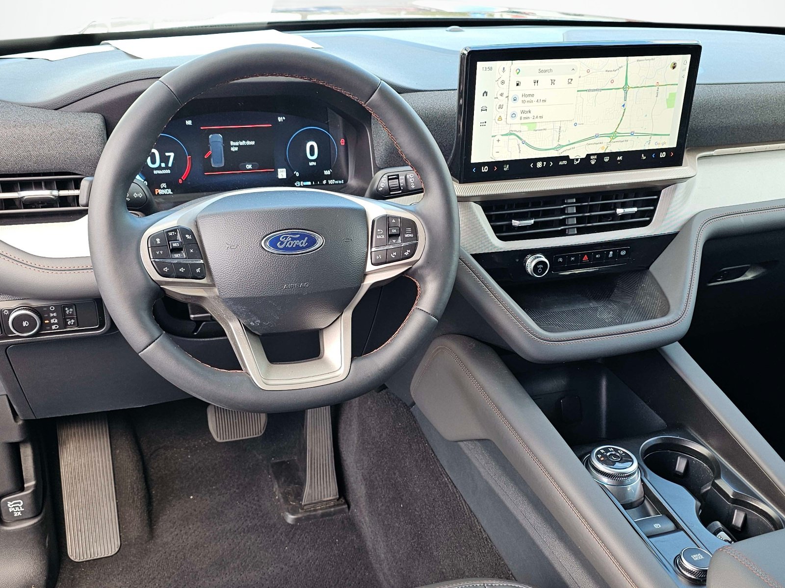 Used 2026 Ford Explorer Active w/ Active Comfort Package RWD image 32