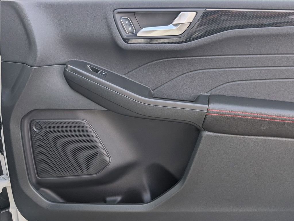 New 2026 Ford Escape ST-Line w/ Cold Weather Package image 45