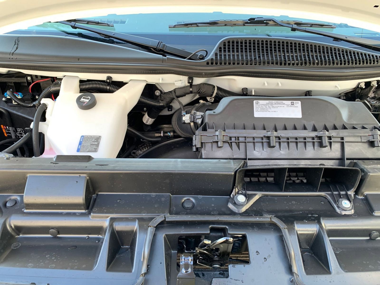 Used 2025 GMC Savana 3500 LT w/ LT Preferred Equipment Group image 31