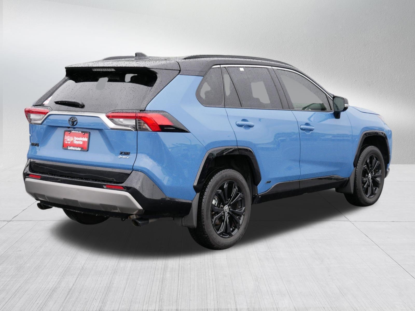 Certified 2025 Toyota RAV4 XSE w/ Weather Package AWD/4WD image 7