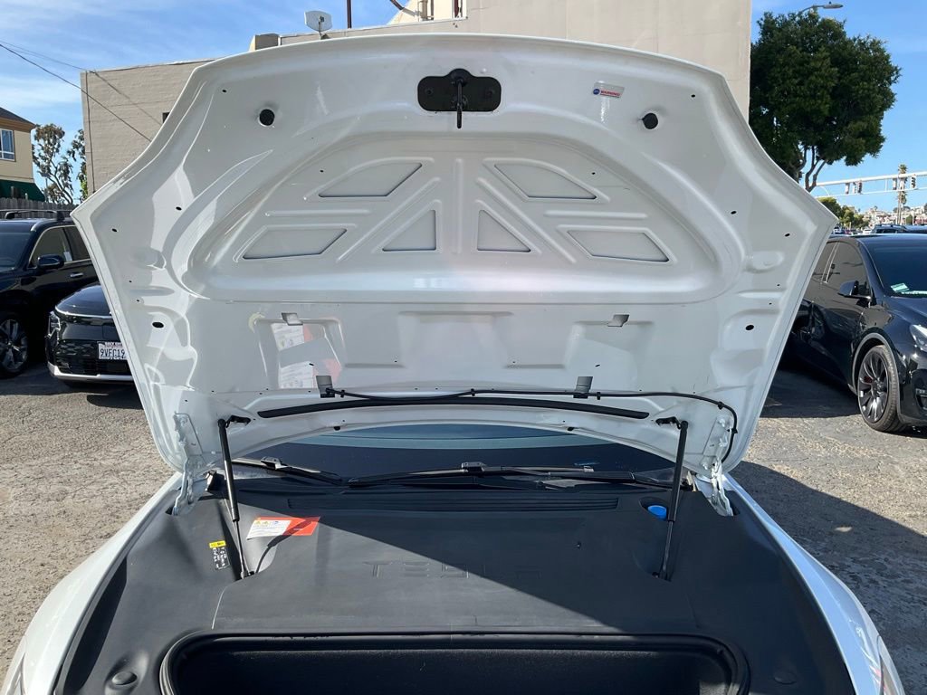Used 2017 Tesla Model S 75 RWD image 13