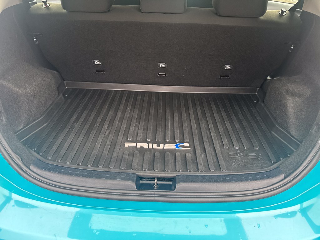 Used 2018 Toyota Prius C One FWD image 24