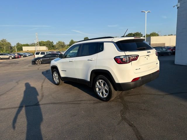 Used 2024 Jeep Compass Latitude AWD/4WD image 14