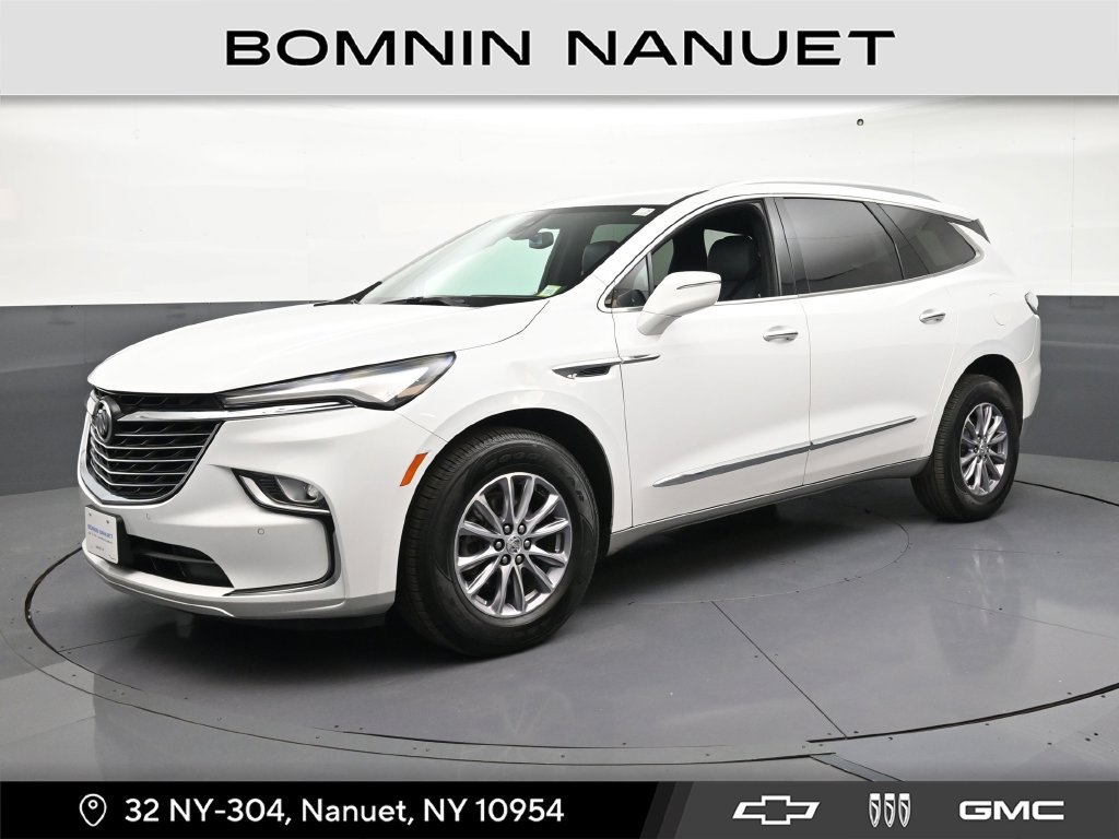 Certified 2024 Buick Enclave Essence AWD/4WD image 1