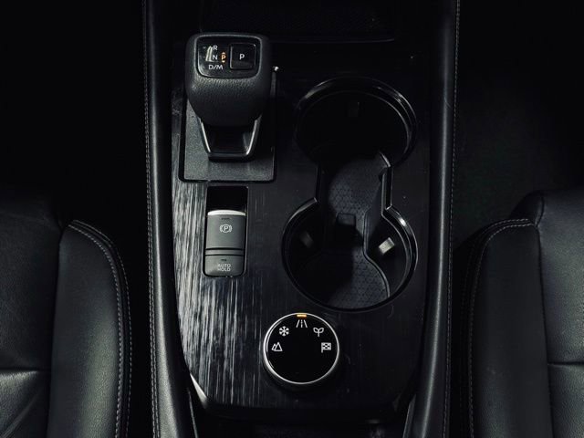 Used 2023 Nissan Rogue SL w/ SL Premium Package image 31