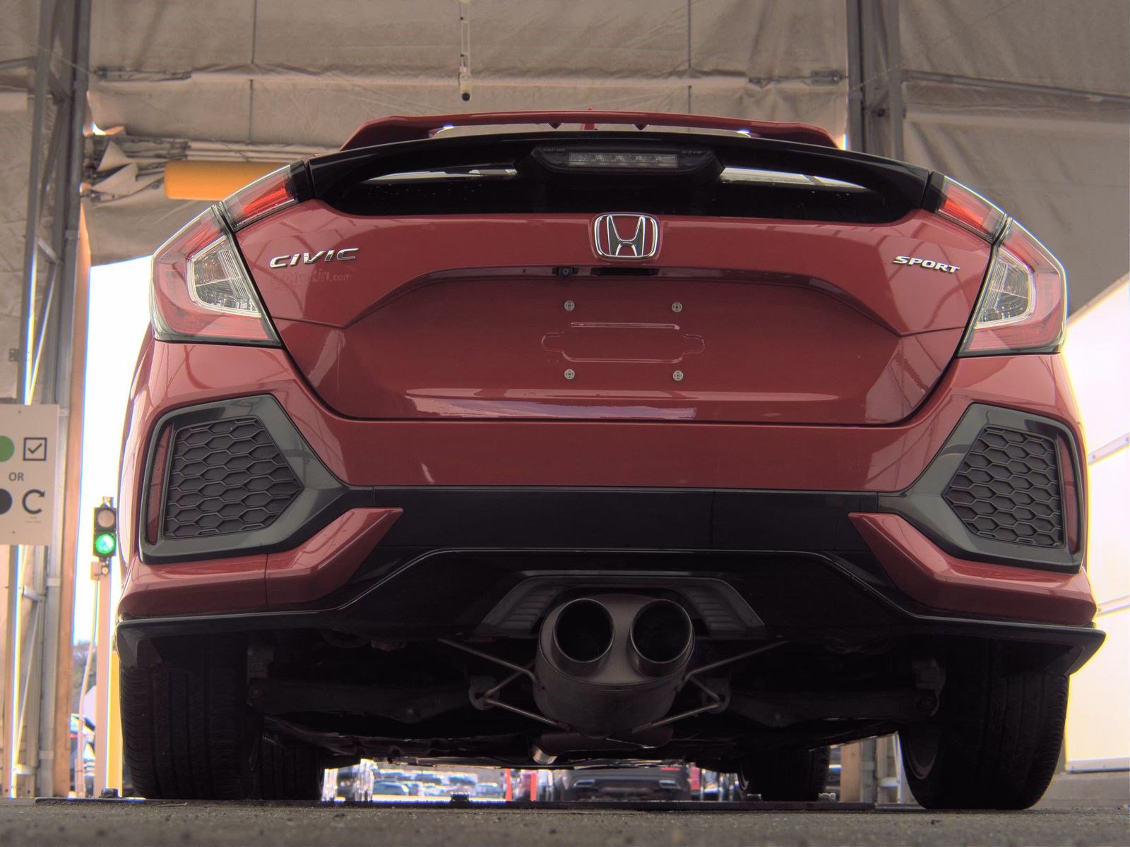 Used 2018 Honda Civic Sport image 10