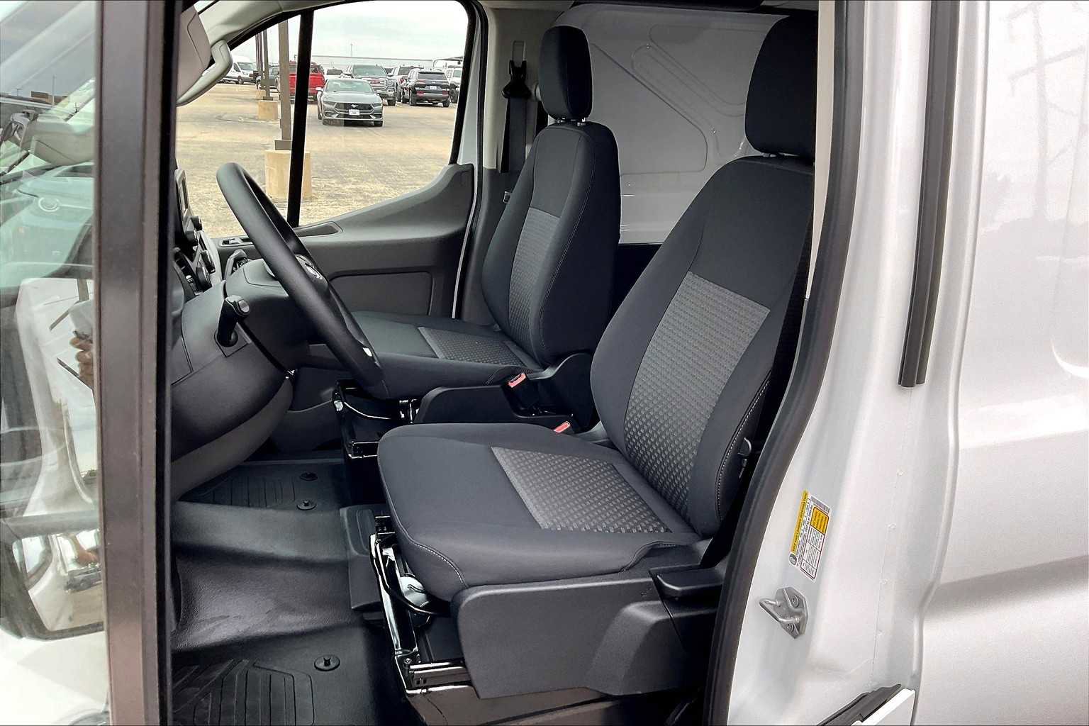 New 2025 Ford Transit 250 Low Roof image 9