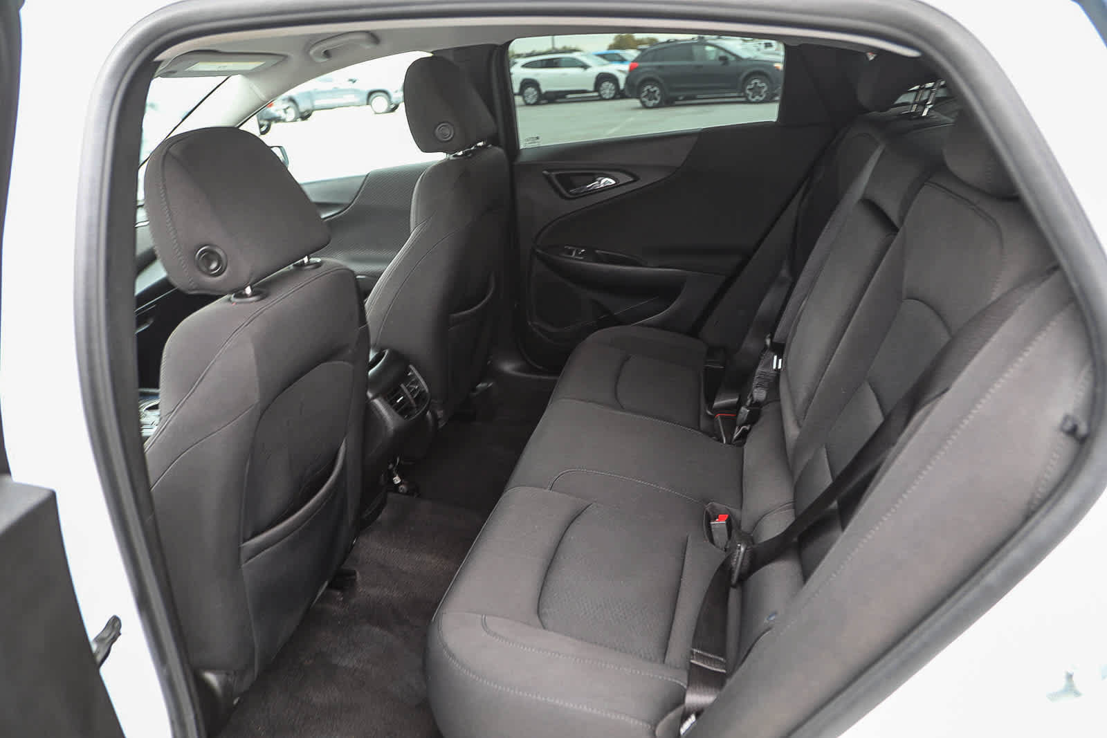 Used 2018 Chevrolet Malibu LT FWD image 18