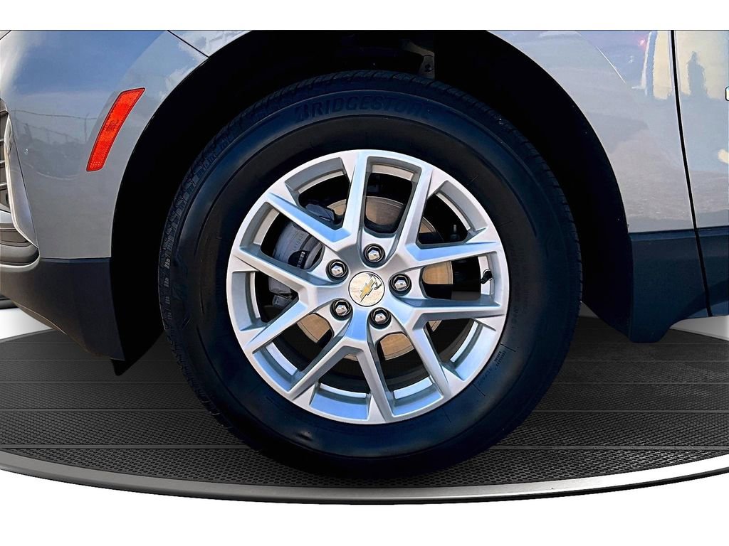 Used 2023 Chevrolet Equinox LT image 10