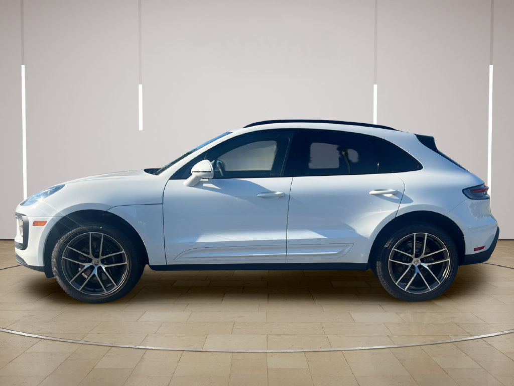 New 2026 Porsche Macan AWD/4WD image 2