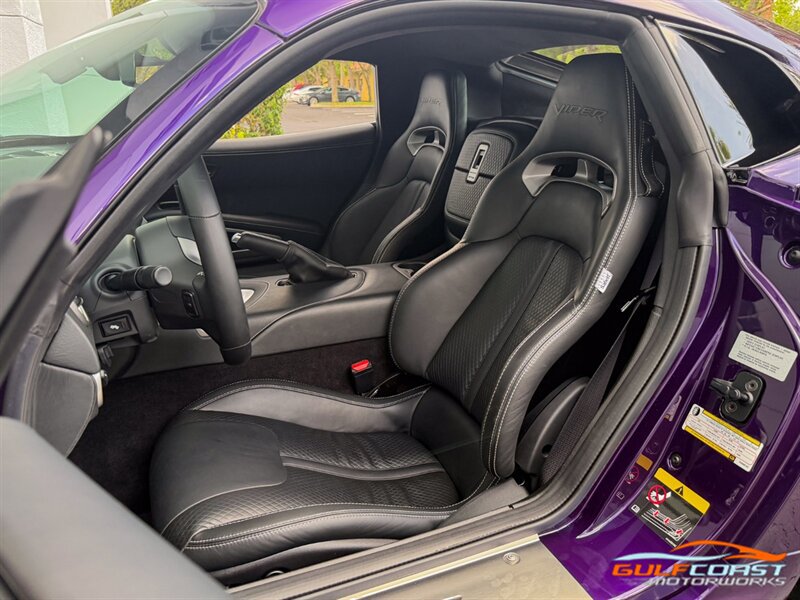 Used 2017 Dodge Viper GTC w/ GTS Interior Package RWD image 19