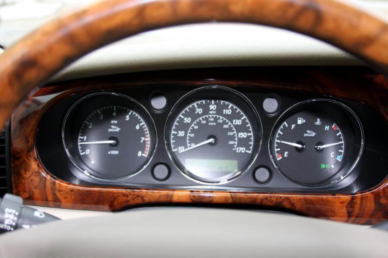 Used 2004 Jaguar XJ8 XJ8 image 35